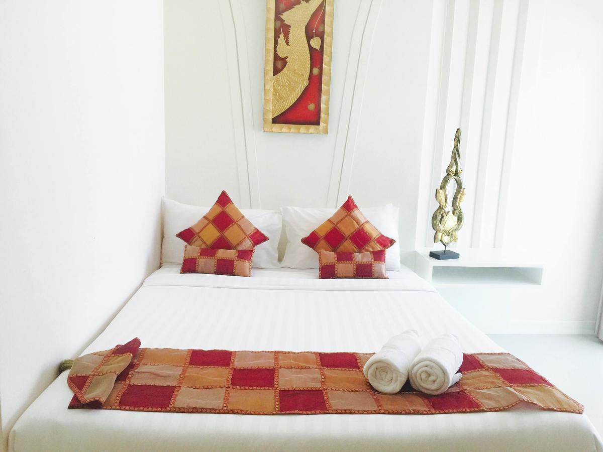 J Sweet Dream Boutique Hotel Phuket Patong Extérieur photo