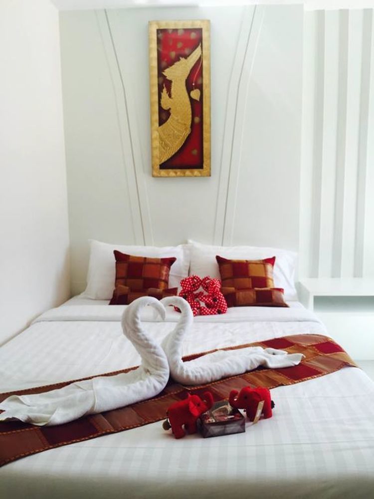 J Sweet Dream Boutique Hotel Phuket Patong Extérieur photo