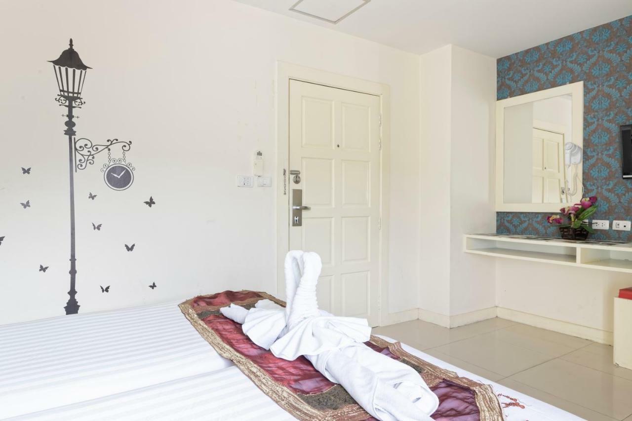 J Sweet Dream Boutique Hotel Phuket Patong Extérieur photo